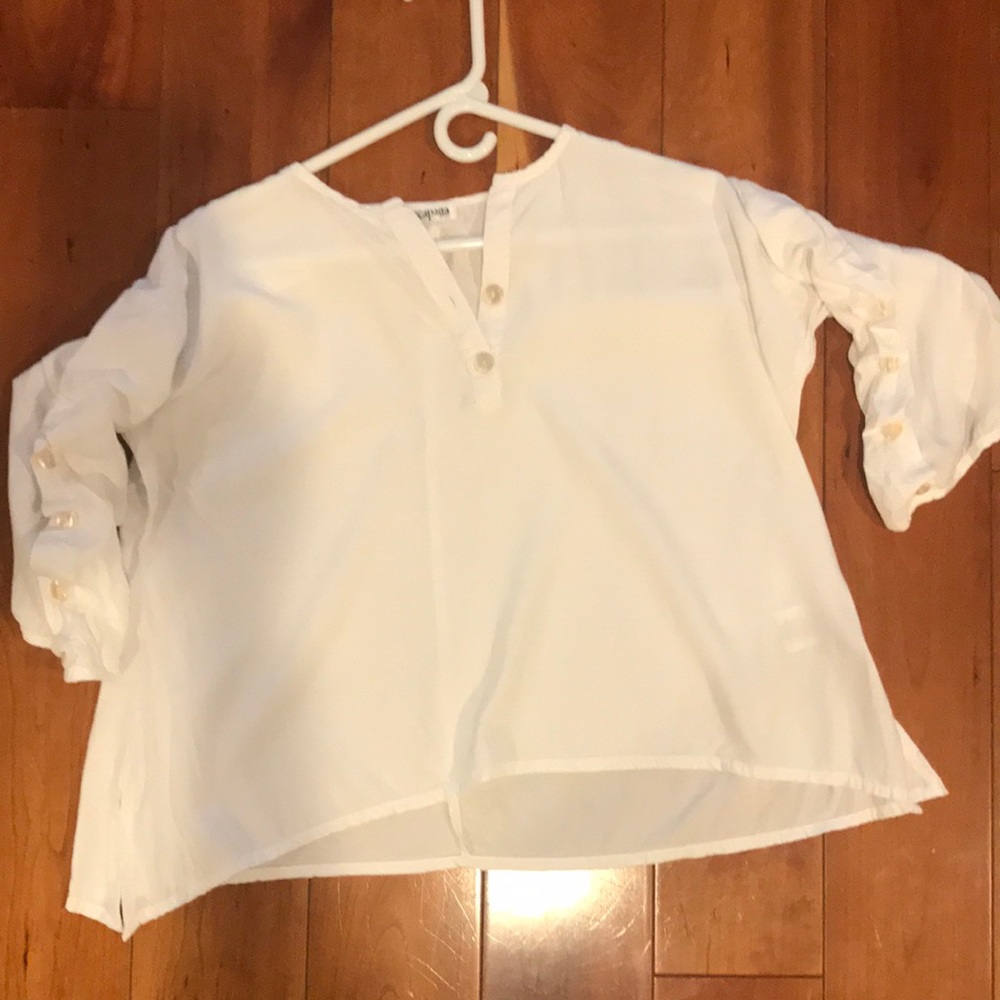 100% Rayon White Top